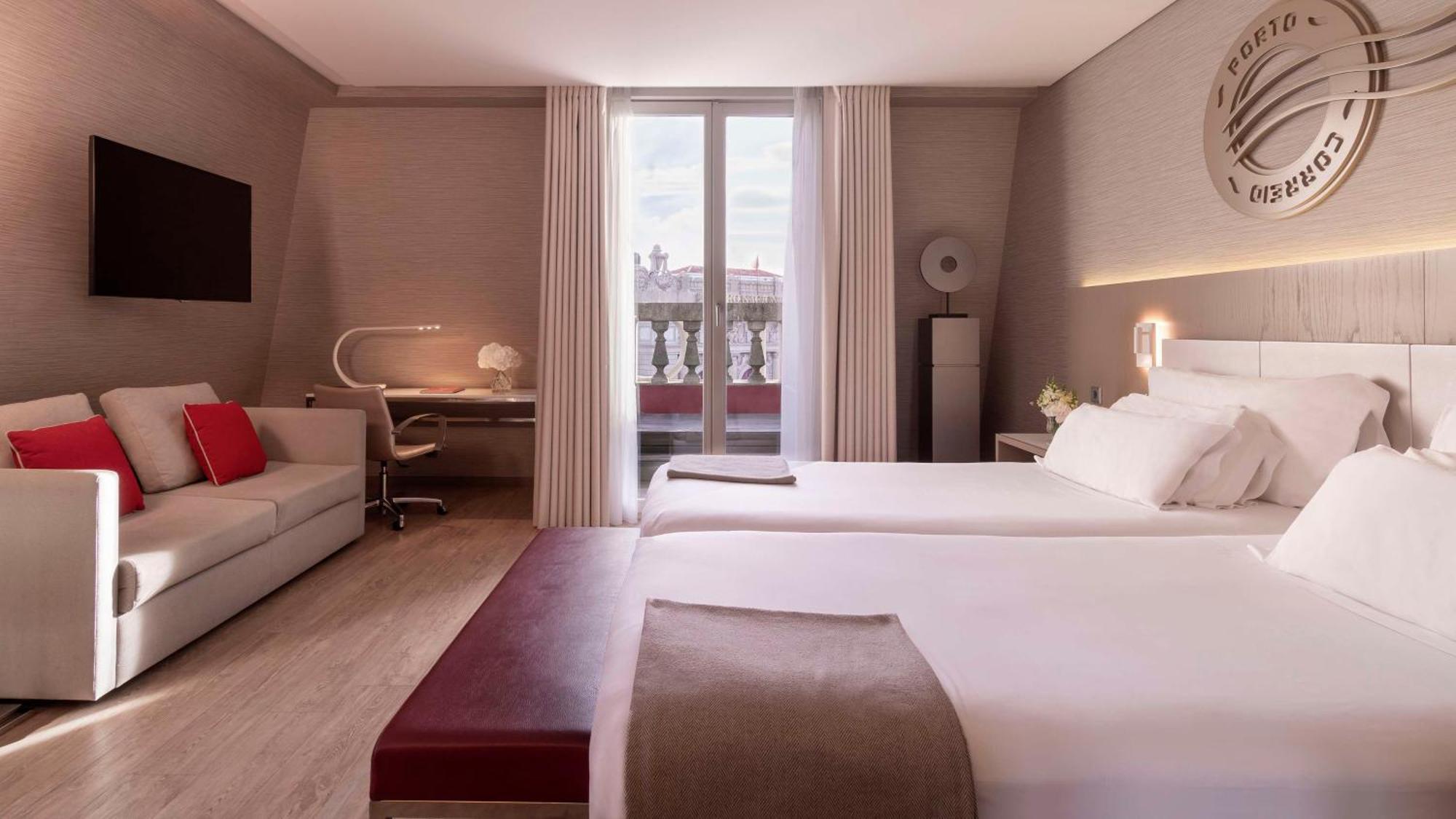 Nh Collection Porto Batalha Hotel Exterior photo