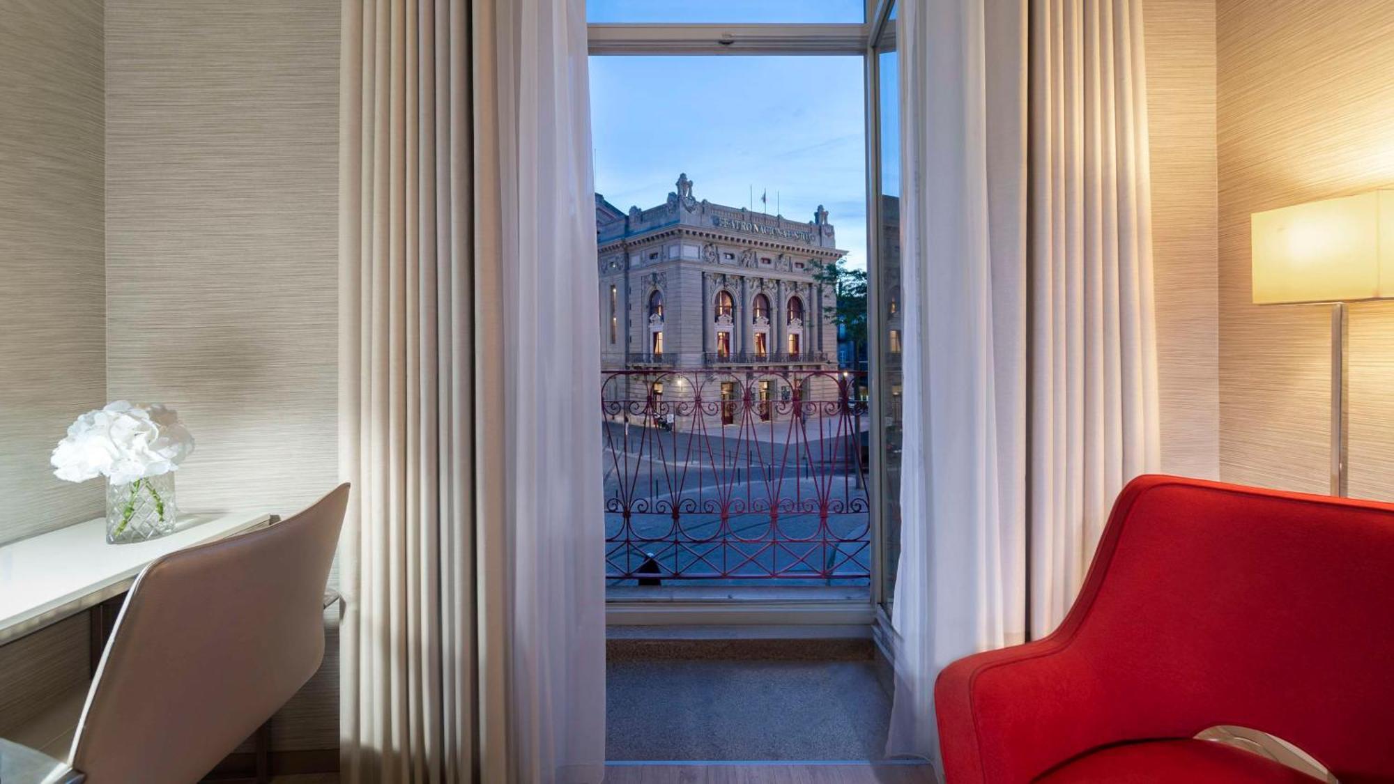 Nh Collection Porto Batalha Hotel Exterior photo