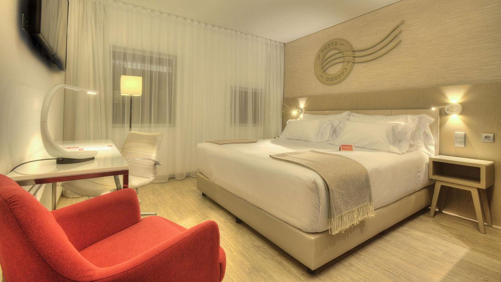 Nh Collection Porto Batalha Hotel Exterior photo