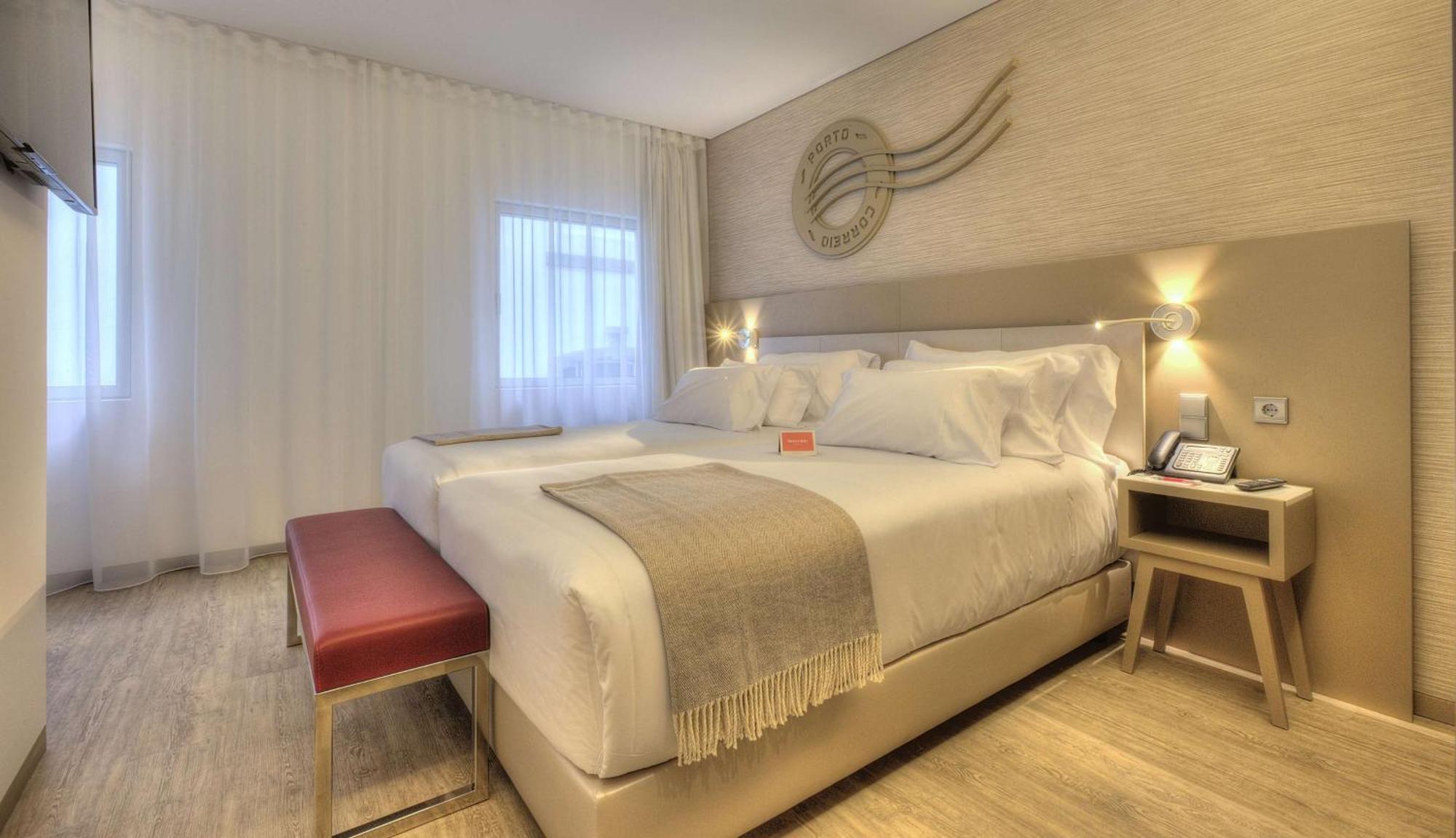 Nh Collection Porto Batalha Hotel Exterior photo