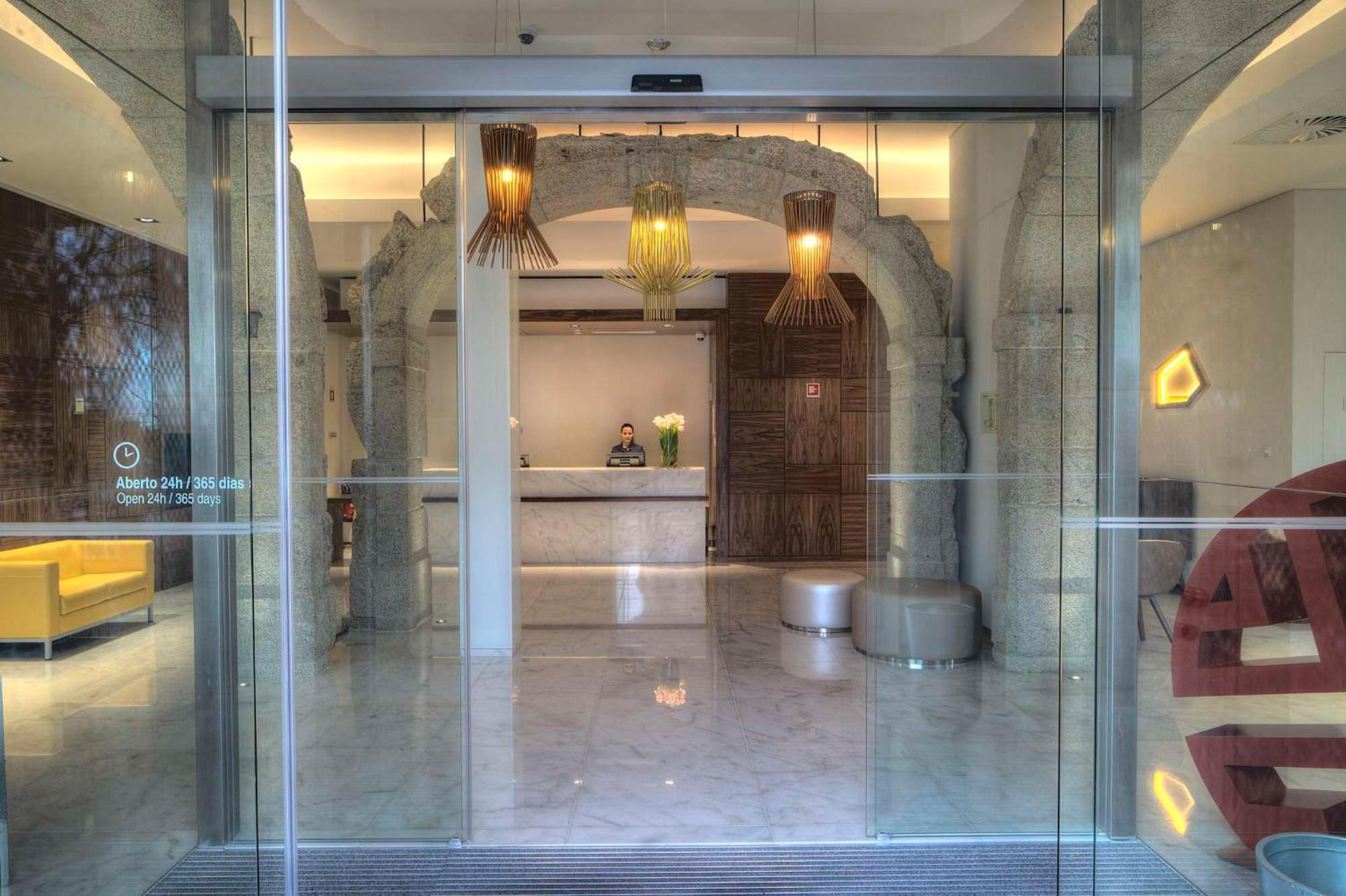 Nh Collection Porto Batalha Hotel Exterior photo