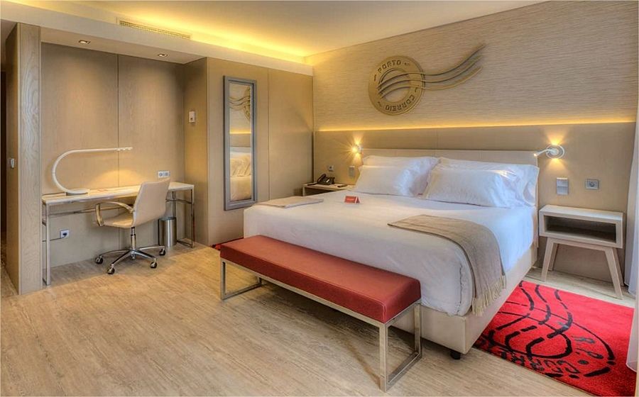 Nh Collection Porto Batalha Hotel Exterior photo